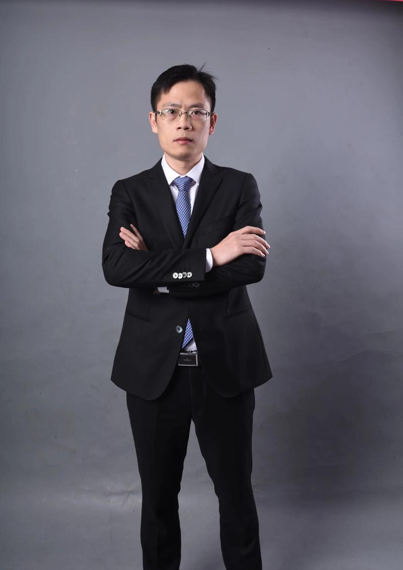 何联霞 创意策略总监